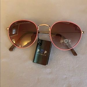 Pop Eyewear Sunglasses UV400 item#104